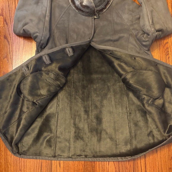 GALLERY COATS 2X NWT Smoke Faux Shearling Trim Coat  Plush Fur Collar & Cuffs - Picture 4 of 7